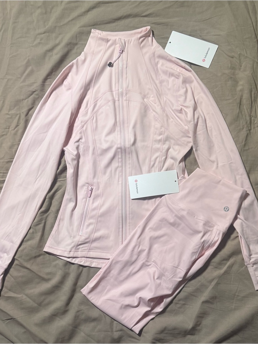 ✨ NWT Lululemon Strawberry Milkshake Define Jacket + Align Leggings Set 🌸